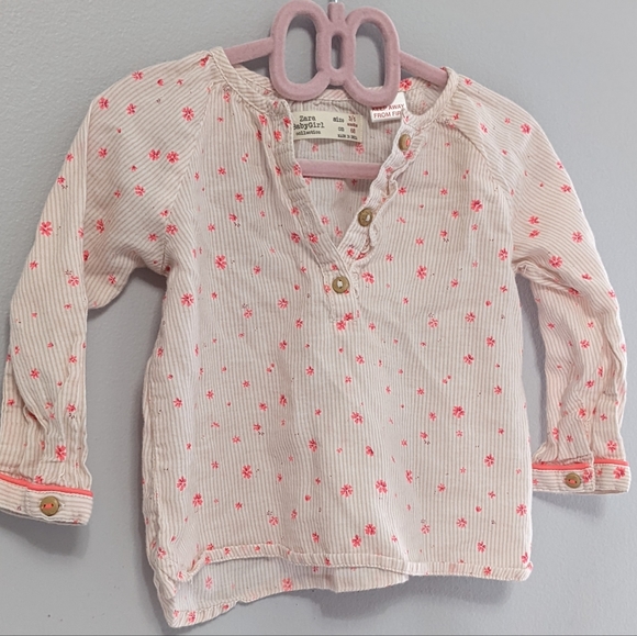 ✨2/$12✨ Zara Baby Girl Floral Blouse - Picture 2 of 9
